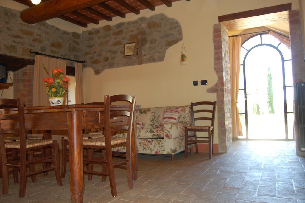 Podere Campovecchio Rapale Ruang foto